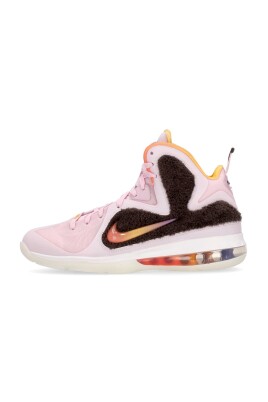 lebron-ix-regal-pink-basketball-shoe