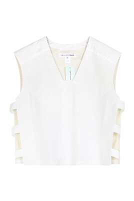 white-cotton-sleeveless-v-neck-vest