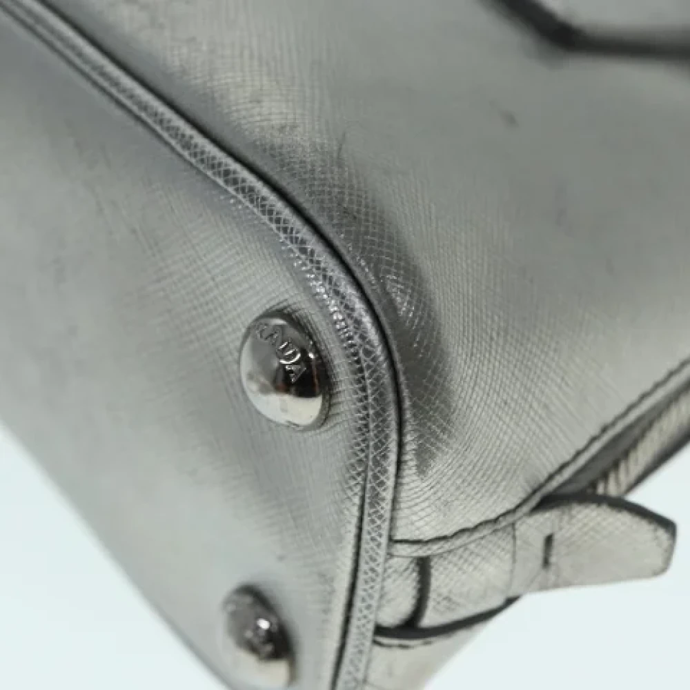Prada Vintage Pre-owned Leather prada-bags Gray Dames