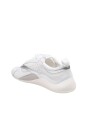 sneakers-en-cuir-blanc-et-argent