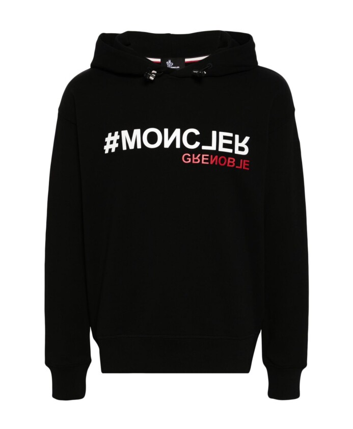 sweatshirt-noir-eleve-garde-robe-style