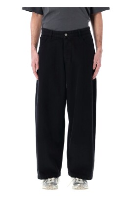 black-wide-leg-jeans-stylish