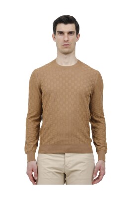 round-neck-knit-top