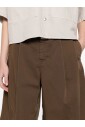 brown-jeans-for-women
