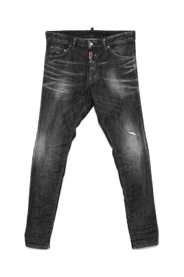 jean-noir-distressed-avec-lavage-efface