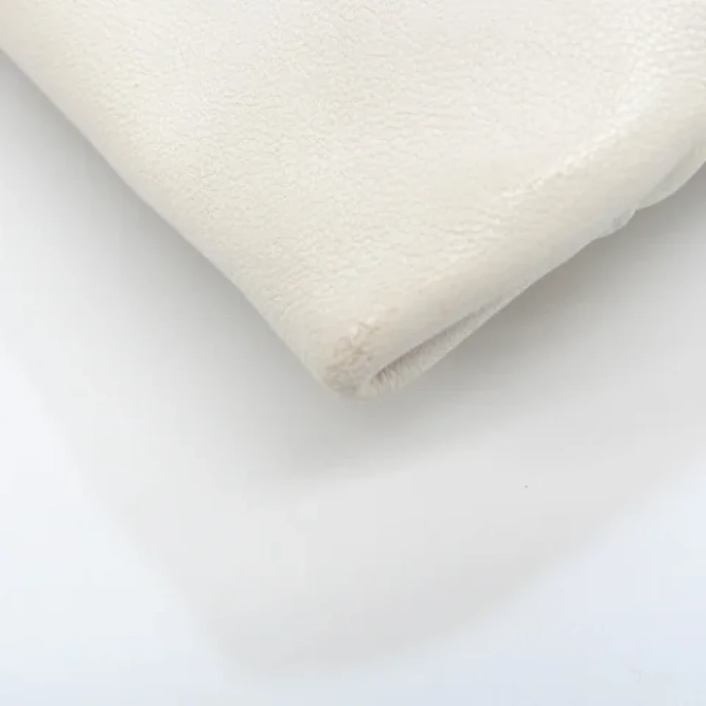 Jimmy Choo Pre-owned Leather clutches White Dames