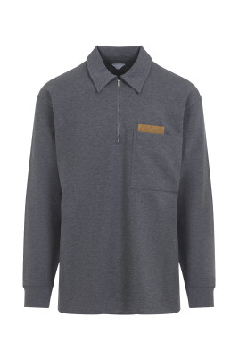 grey-t-shirt-and-polo-aw25