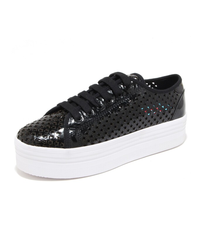 chaussures-slip-on-avec-decoupe-etoile
