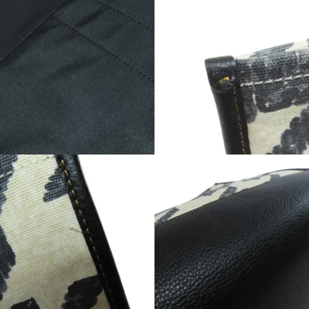 Coach Pre-owned Canvas handbags Black Dames