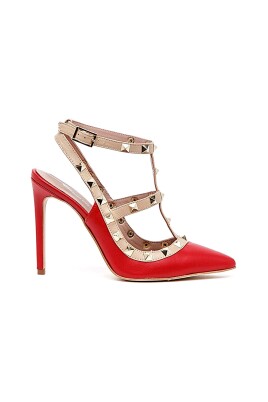 studded-rock-style-sandaler
