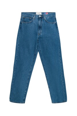 wide-fit-denim-jeans