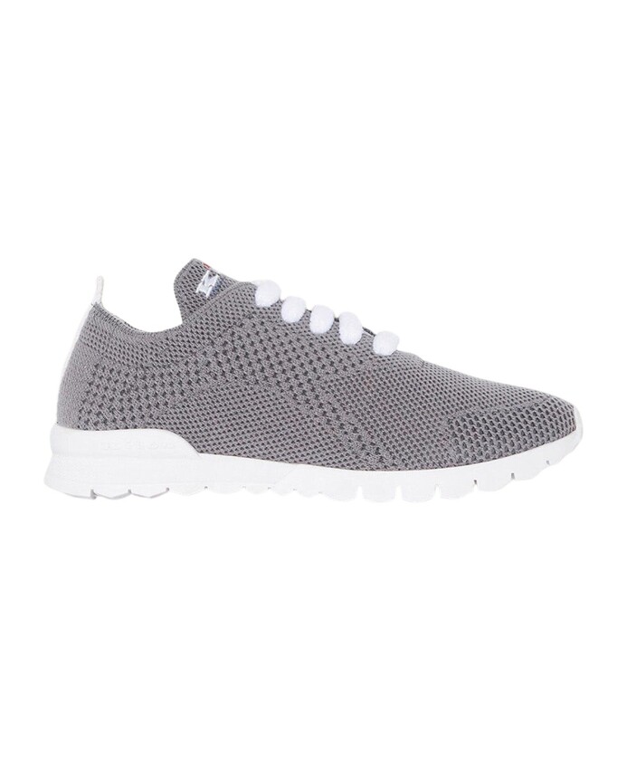 sneakers-en-cachemire-au-design-unique