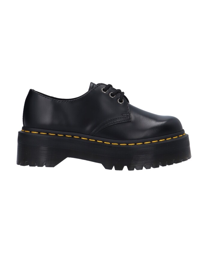 chaussure-a-lacets