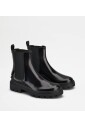 chelsea-boot-en-cuir-noir-avec-semelle-en-caoutchouc-style-tank