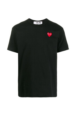 black-play-t-shirt-with-logo