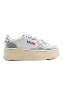 chaussures-plates-argent