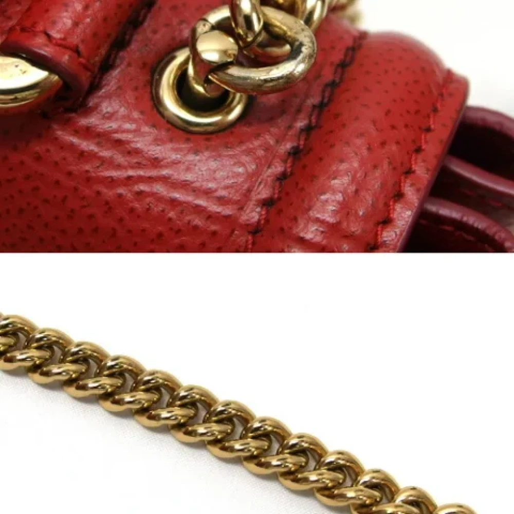 Salvatore Ferragamo Pre-owned Leather shoulder-bags Red Dames