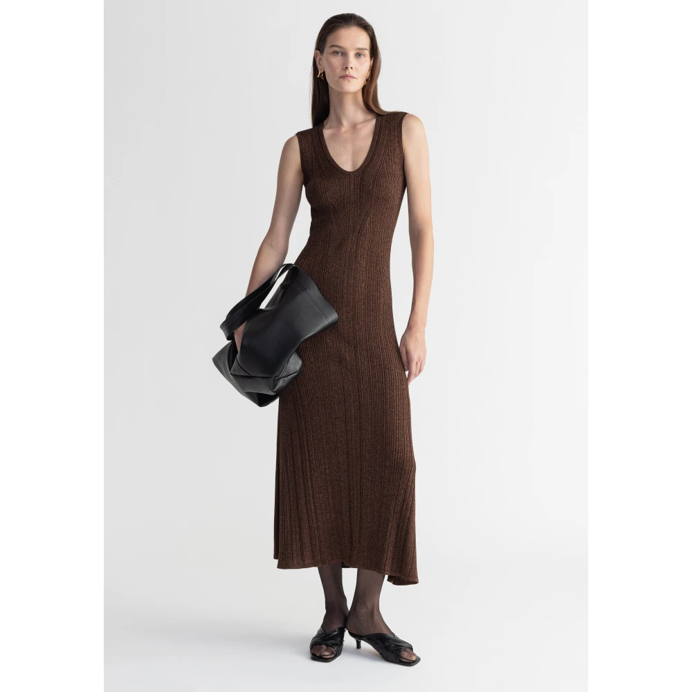 Aeron Jasper Brown Dames
