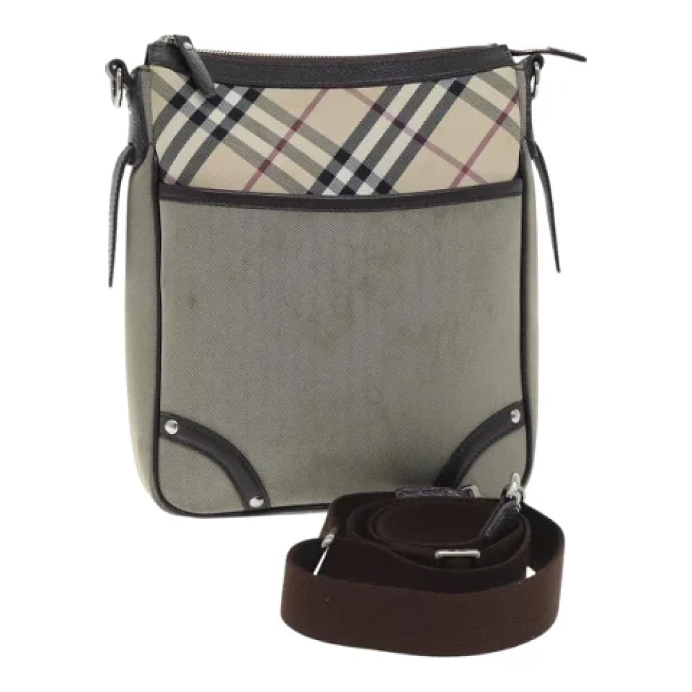 Burberry Vintage Pre-owned Nylon shoulder-bags Gray Dames