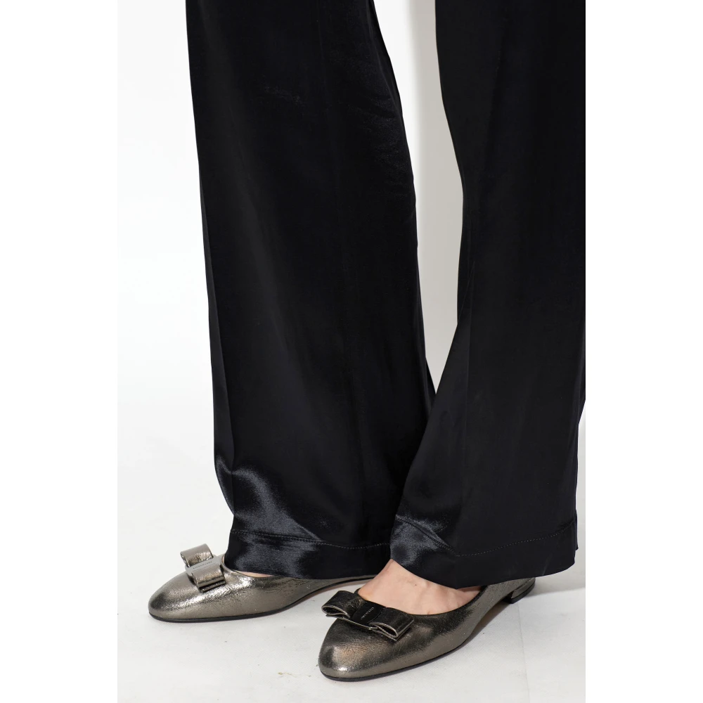 Ferragamo Varina 2.0 Ballerina Flats