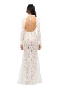 robe-longue-dans-un-style-elegant