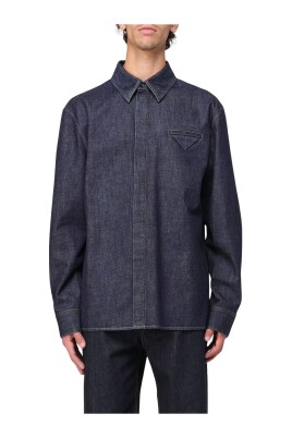 chemise-en-denim-violette-coupe-decontractee