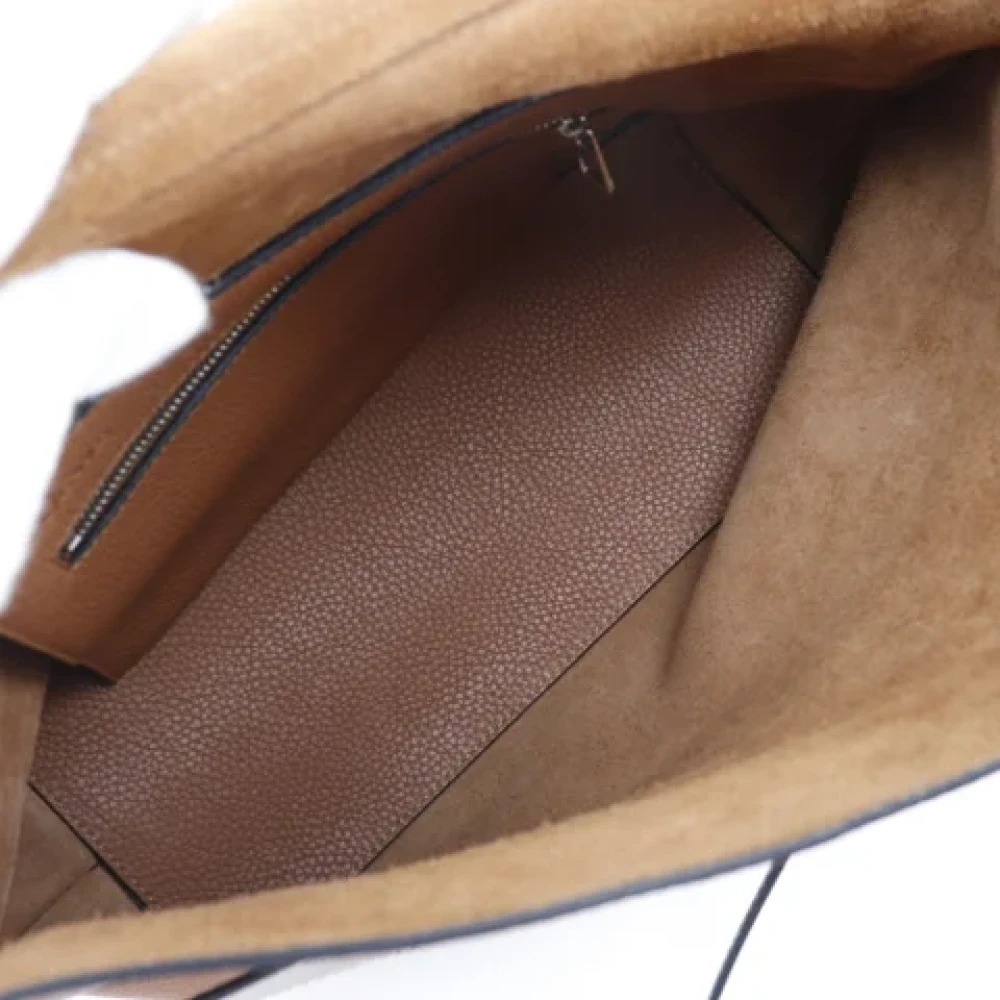 Loewe Pre-owned Fabric shoulder-bags Brown Dames