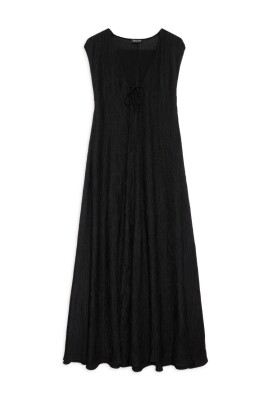 robe-constance-noire