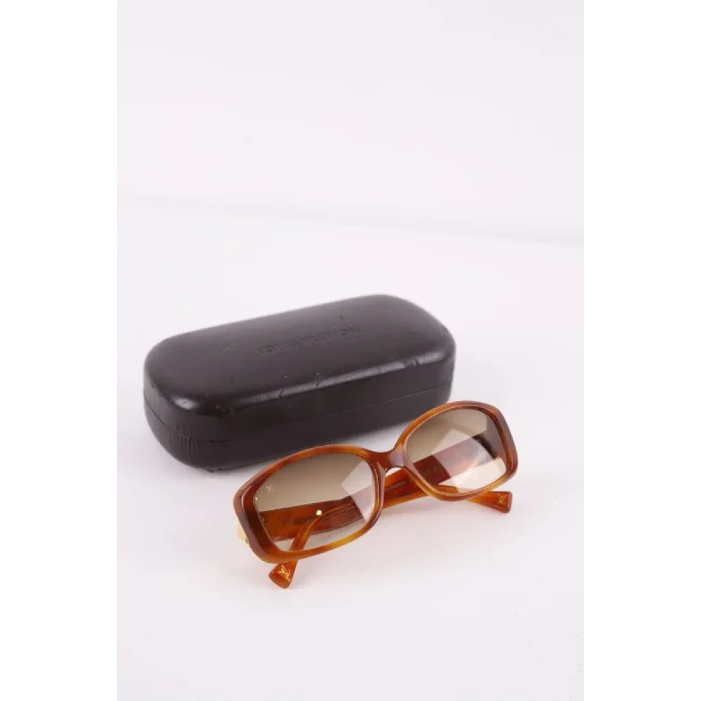 Louis Vuitton Vintage Pre-owned Glass sunglasses Brown Dames