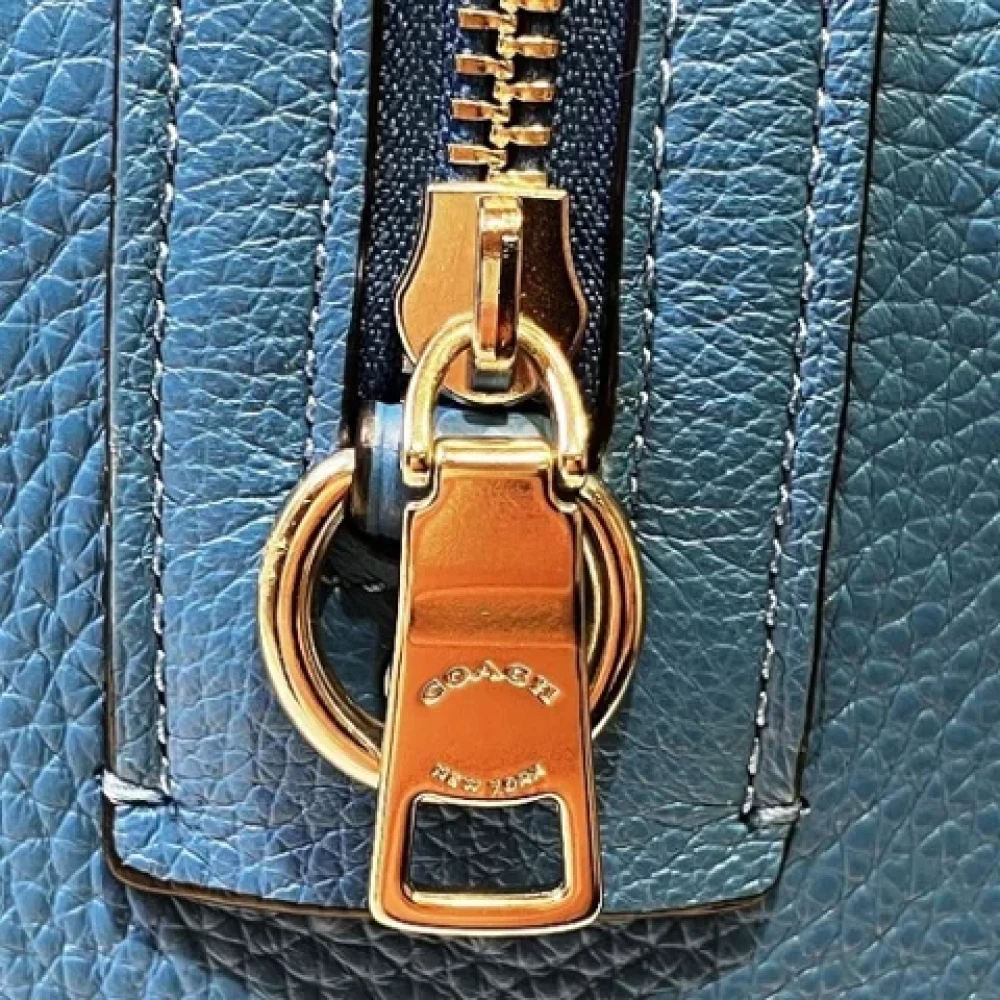 Coach Pre-owned Fabric handbags Blue Dames