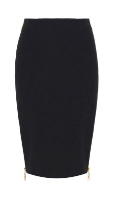 sort-nederdel-til-kvinder-aw24