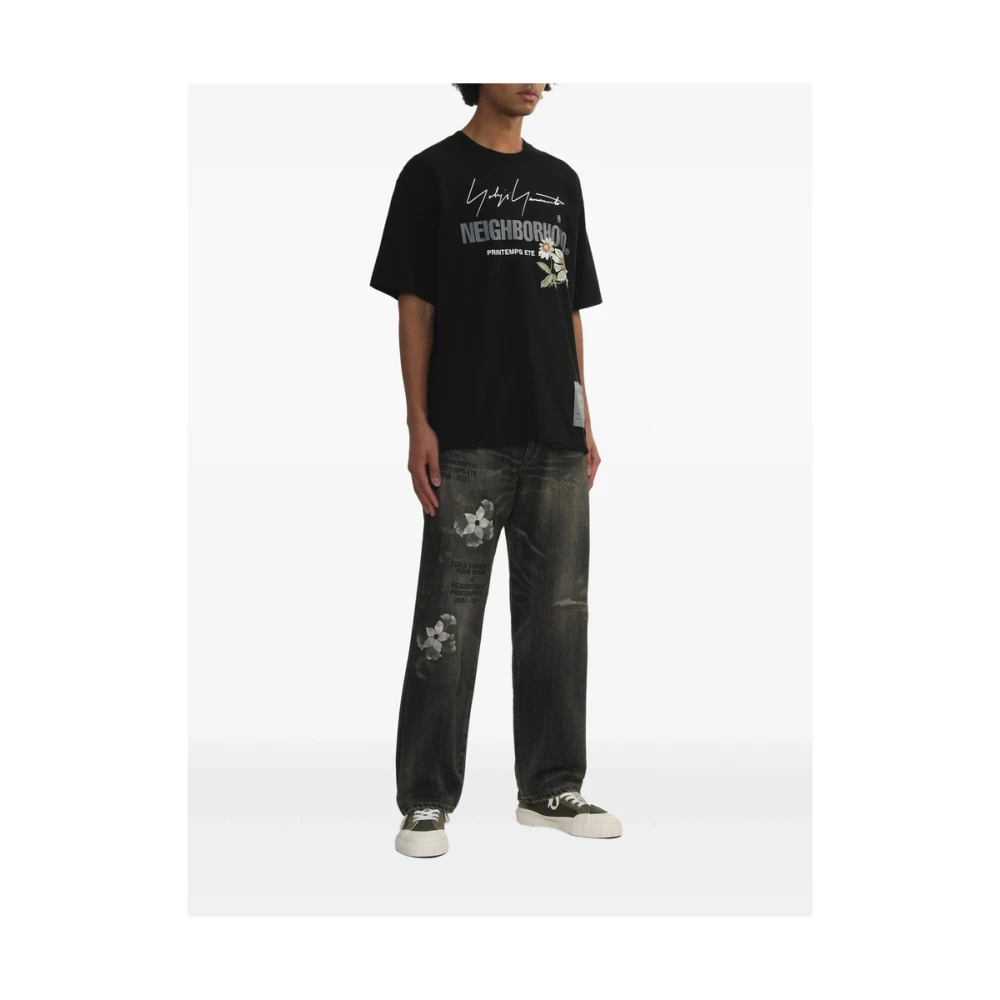 Yohji Yamamoto Zwart Bloemen Logo Print Ronde Hals Black Heren