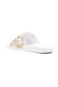 sandales-blanches-a-la-mode-en-pu
