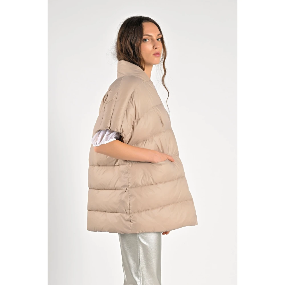 Canadian Classics Innovatieve Puffer Cape Jas Beige Dames