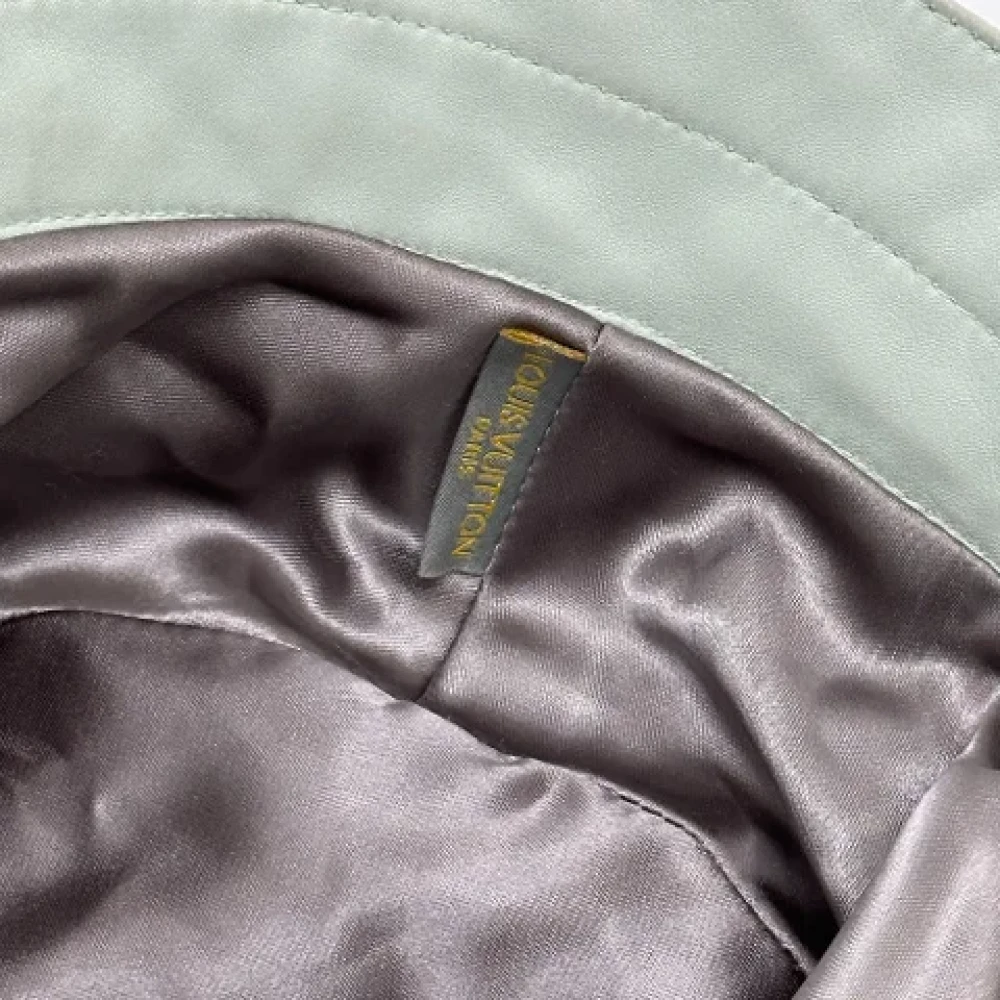 Louis Vuitton Vintage Pre-owned Leather hats Gray Dames
