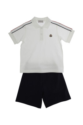 barn-multifargad-polo-skjorta-och-shorts-set