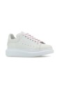 oversized-sneakers