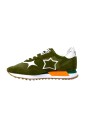 sneakers-en-cuir-vert-avec-etoiles