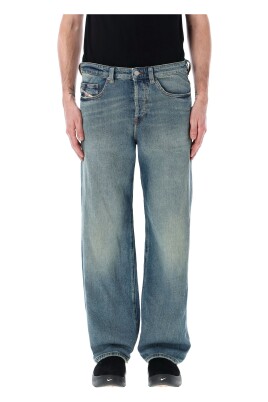 loose-fit-mid-blue-jeans-ss25