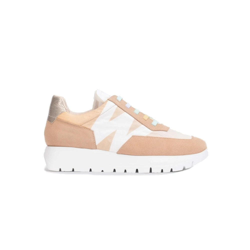 Wonders Odisei Dames Sneaker met Fris Logo Detail Dames Schoenen Beige