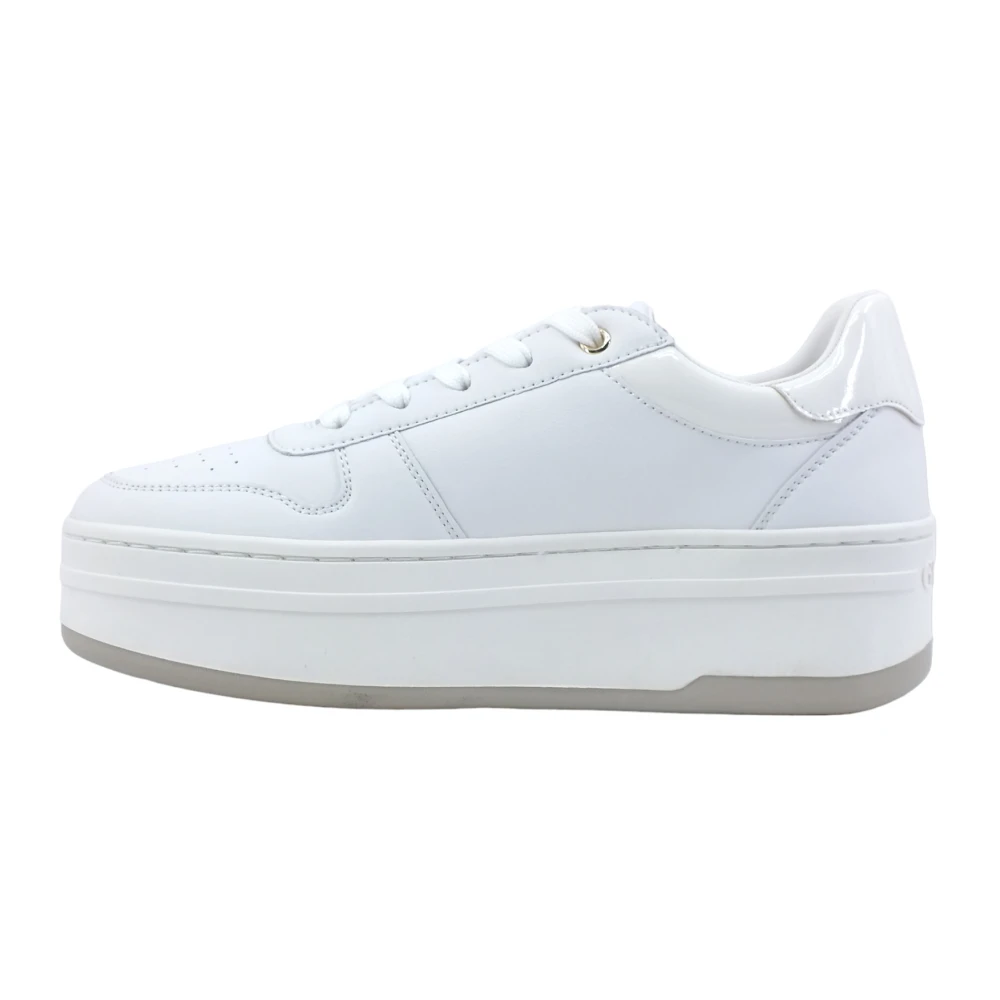 Guess - Shoes > Sneakers - White - Guess - Modalova