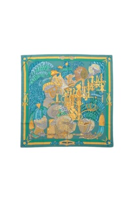 pre-owned-silk-scarves