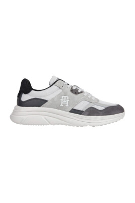 casual-sneakers-for-men-and-women