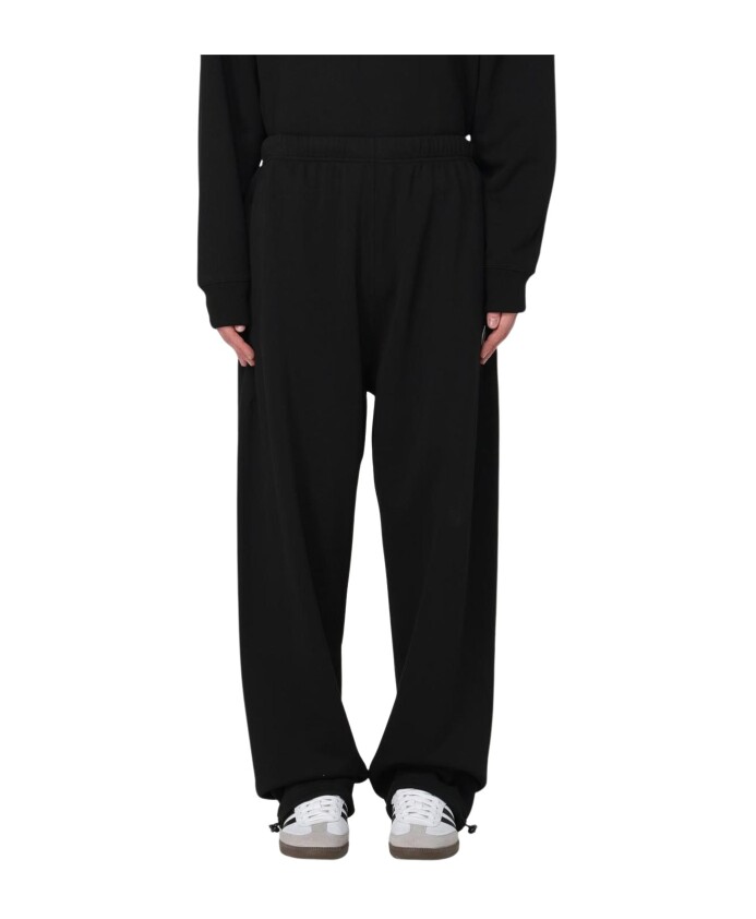 pantalon-decontracte-noir-elegant