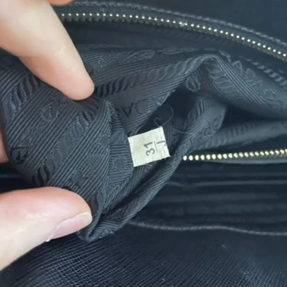 Prada Vintage Pre-owned Leather handbags Black Dames