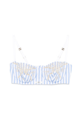 camisole-bleue-brodee-col-en-coeur