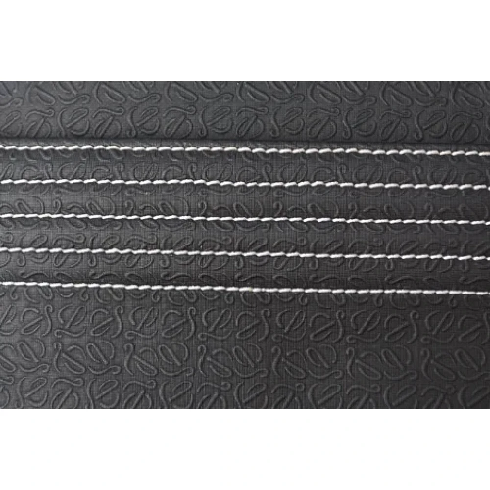 Loewe Pre-owned Canvas shoulder-bags Black Dames