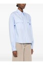 blauw-gestreept-overhemd-met-knoopsluiting
