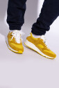 bump-sneakers