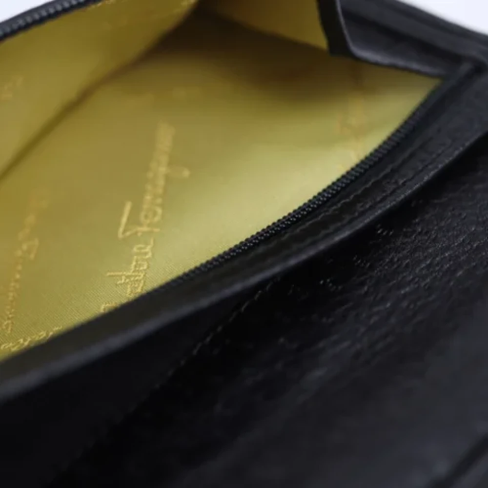 Salvatore Ferragamo Pre-owned Leather wallets Black Dames
